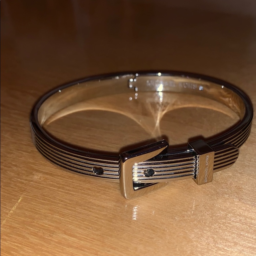 Michael Kors silver bangle